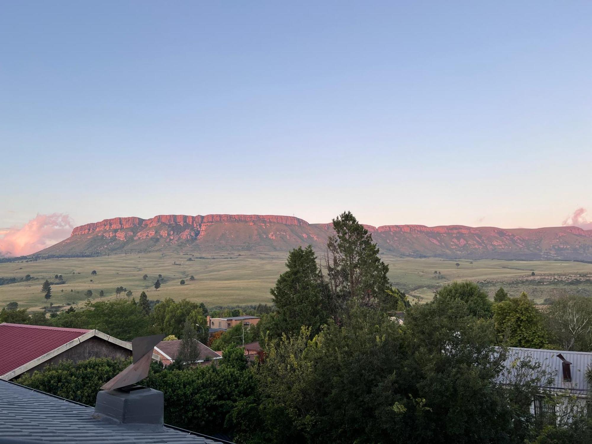 The Raz Bed & Breakfast Harrismith Exterior photo